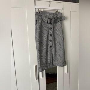 H&M Black and White Checkered Pencil Skirt